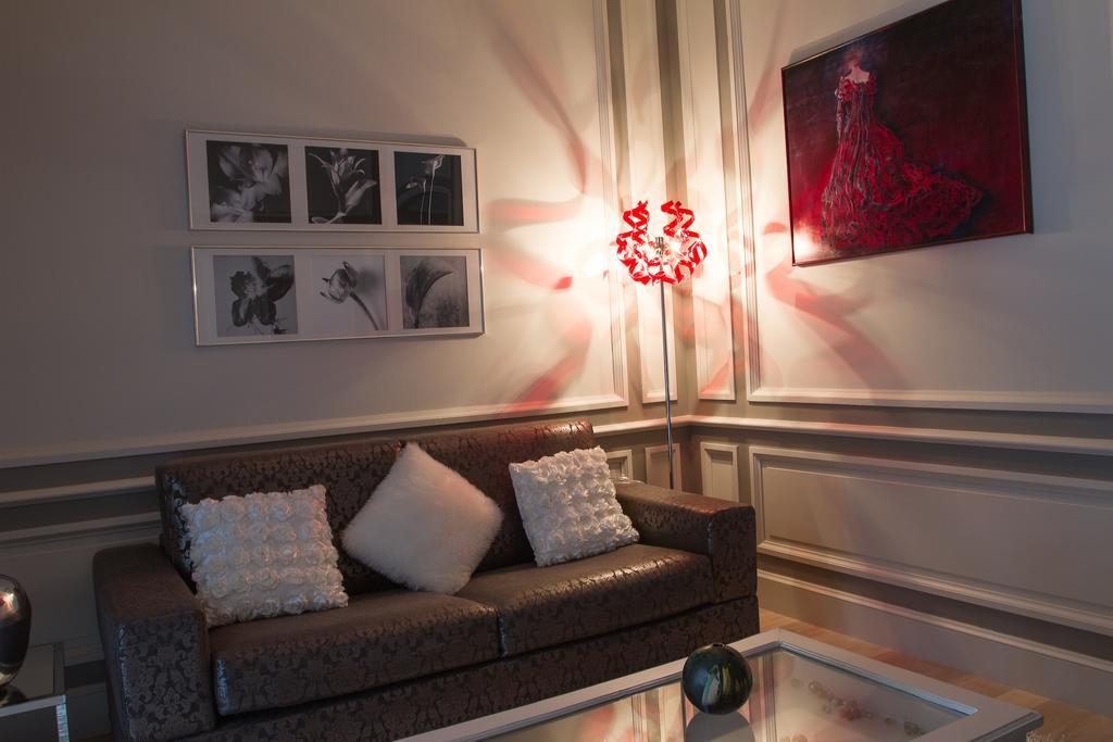 Chateau Du Besset Saint-Romain-de-Lerps Bilik gambar